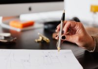 6 Decision Factors When Outsourcing Payroll